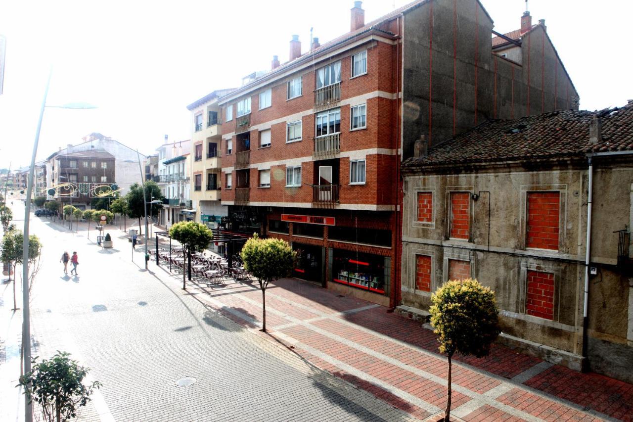 Apartamento Castilla Las Navas del Marqués Exterior foto